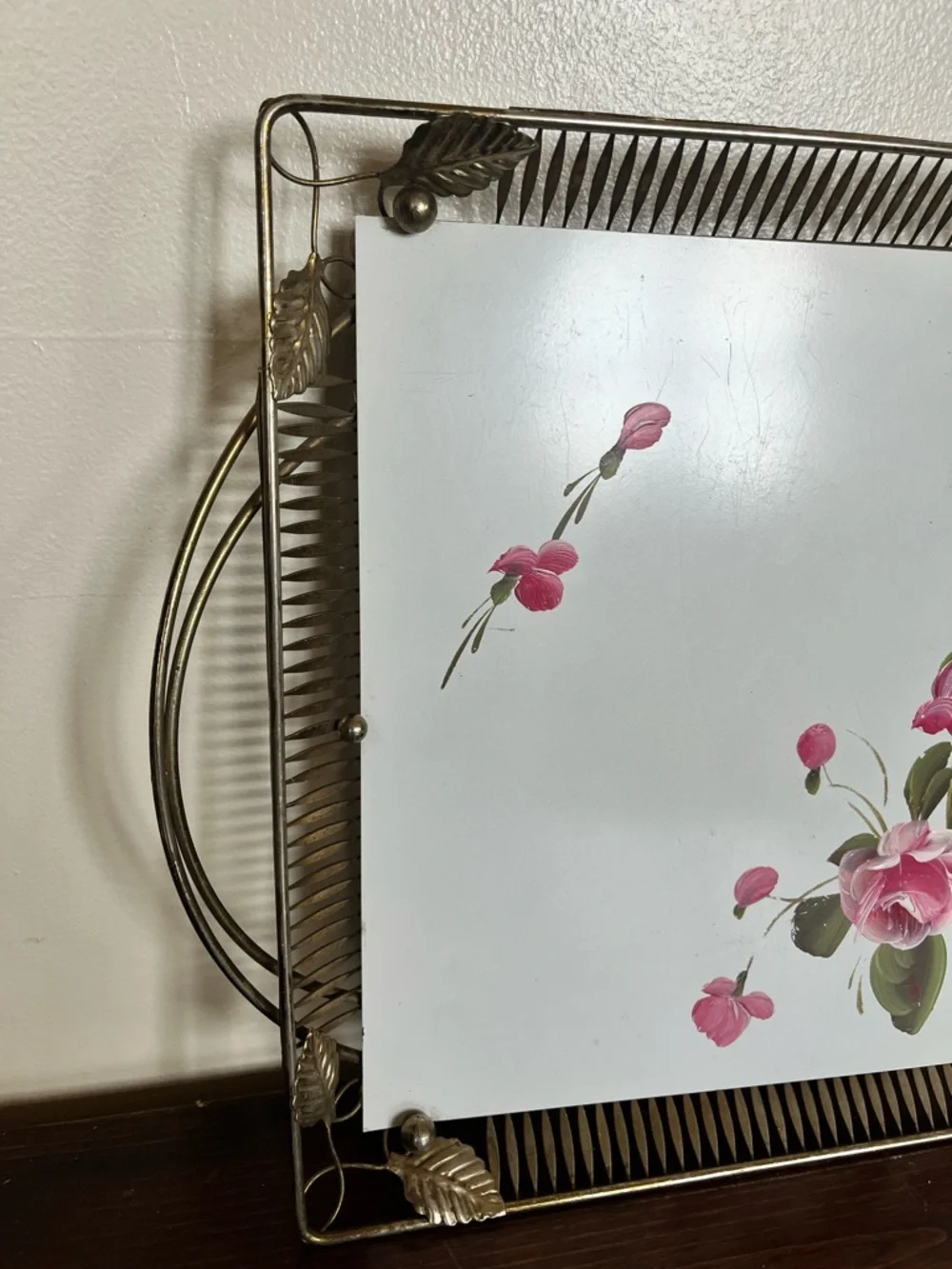 Decorative Pink Floral Wall Mirror with Metal Leaf Frame